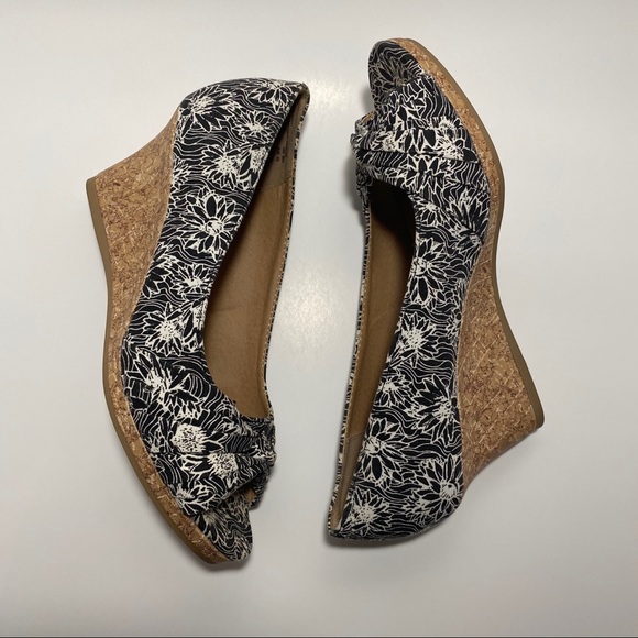 Dexflex Comfort Wedges - Picture 6 of 9